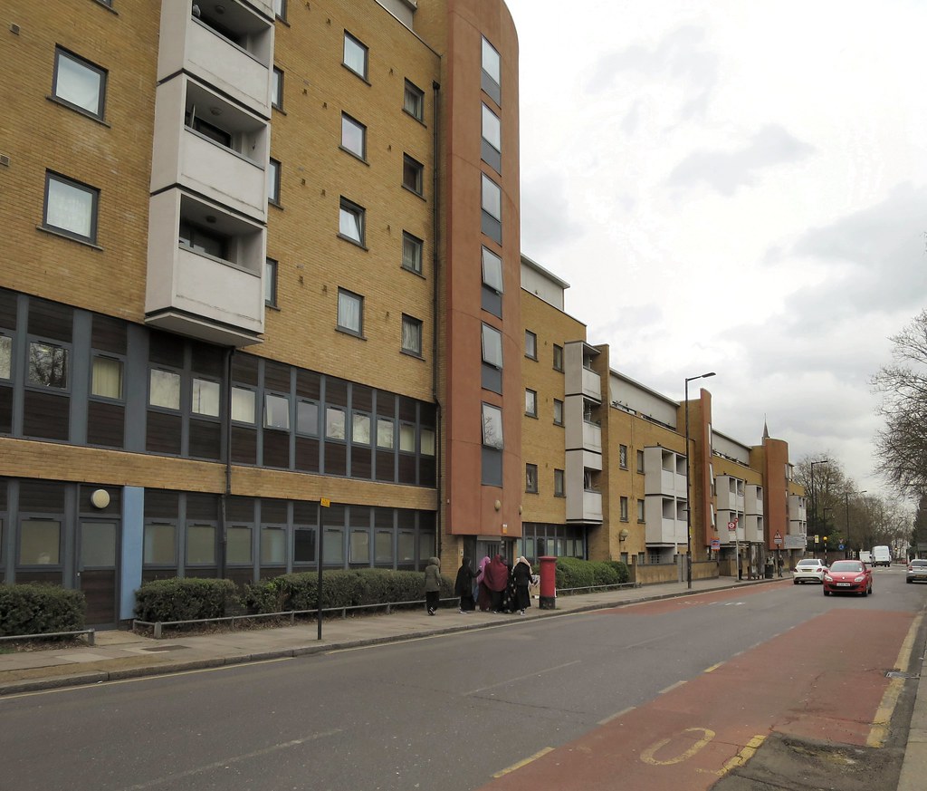 Turners Court, St Ann's Road Alan Stanton Flickr