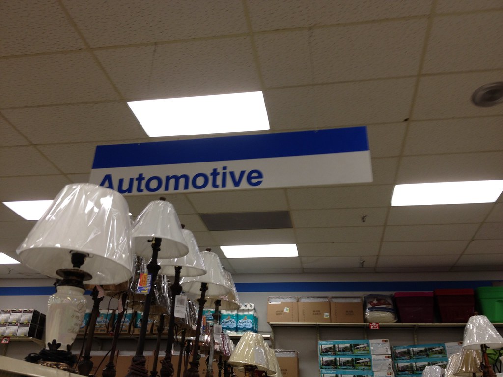 Roses Orangeburg Mall Orangeburg, SC Mike Kalasnik Flickr