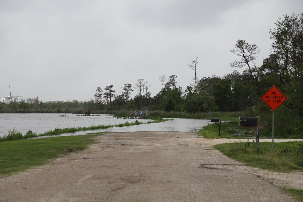 Bayou Drive (Taylor Bayou), Shoreacres, TX IMG_9674 City of