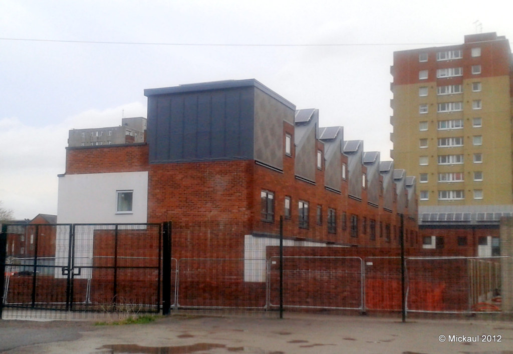 New Flats Ashton Under Lyne, Lancashire, England. UK www.m… Flickr