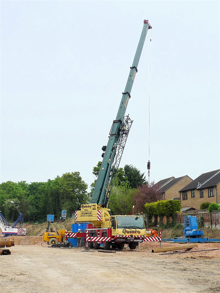P1020787 Quinto Ipswich depot Liebherr telescopic mobile c… Flickr