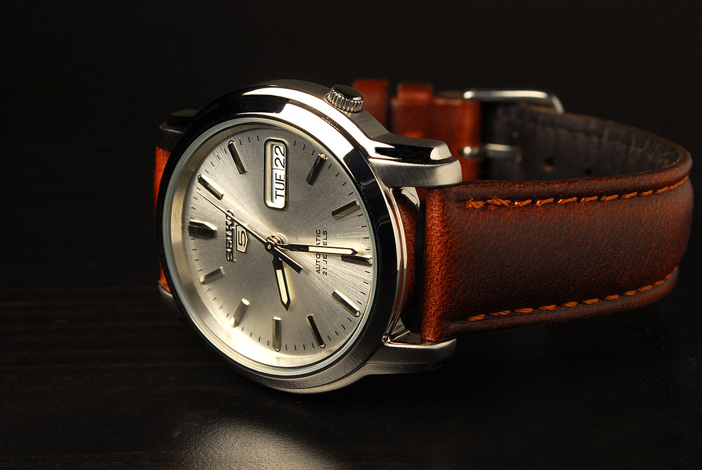 Seiko 5 leather strap Bought this Seiko 5 and replaced the… Flickr