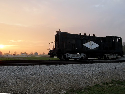 DTRR 103 at Dawn Far from her original home in Detroit, an… Flickr