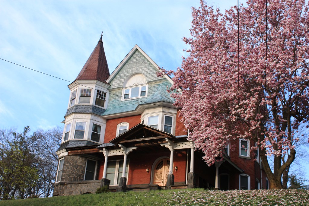 House in Schwenksville Victorian house in Schwenksville Flickr