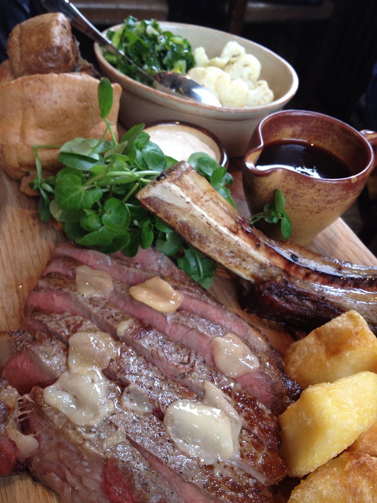 Roast Galway of beef rib with Yorkshire pudding and bone m… Flickr