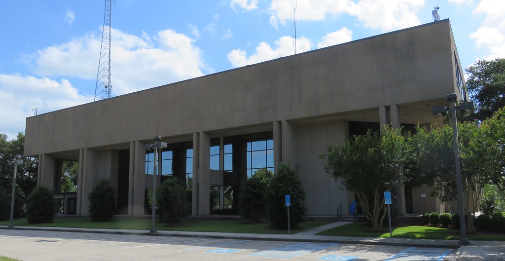 Saint Charles Parish Courthouse (Hahnville, Louisiana) Flickr