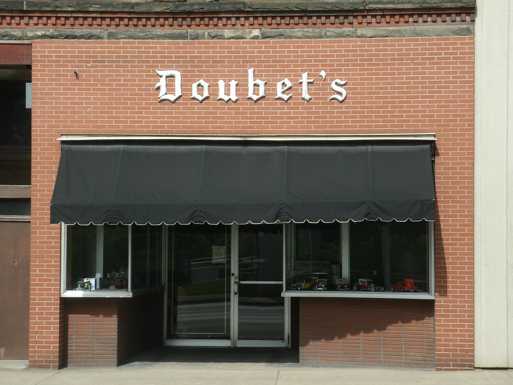 Doubet's Jewelry Store Niles, Ohio Started in 1915 by Leo… Flickr