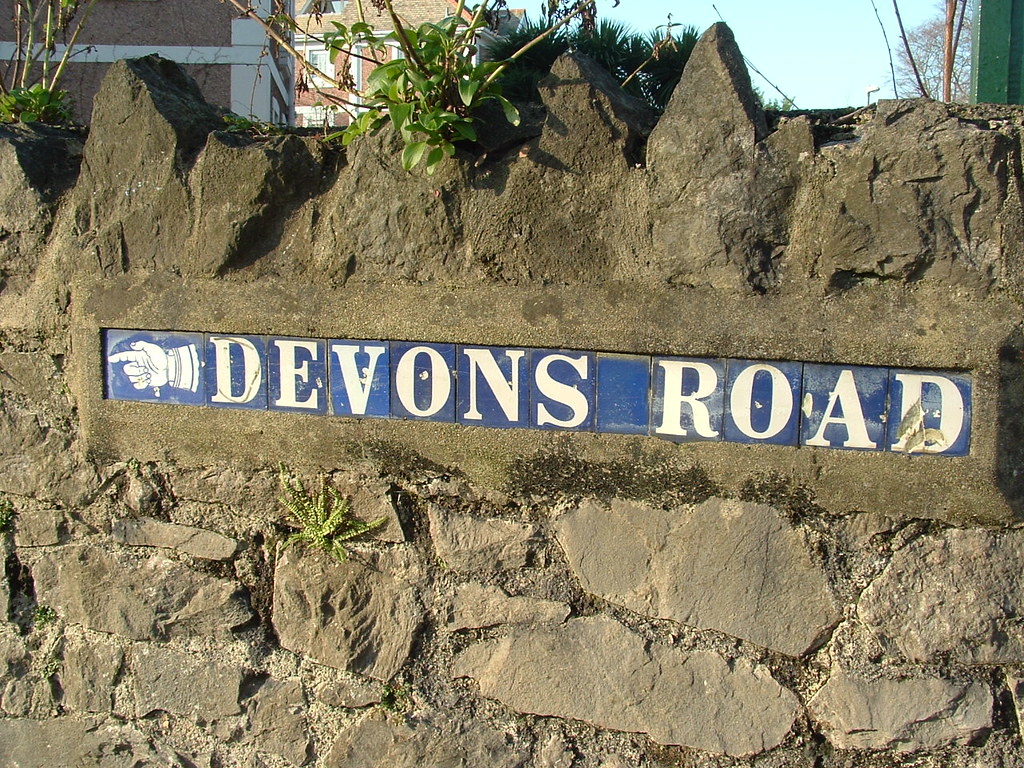Devons Road Torquay Minton Tiles With classic pointing han… Flickr