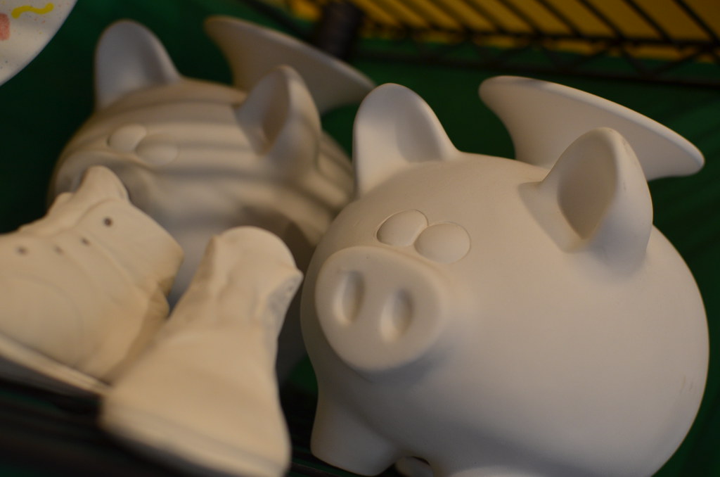 Ceramic Piggy Bank Pottery Bayou Naperville's Pottery Stor… Flickr