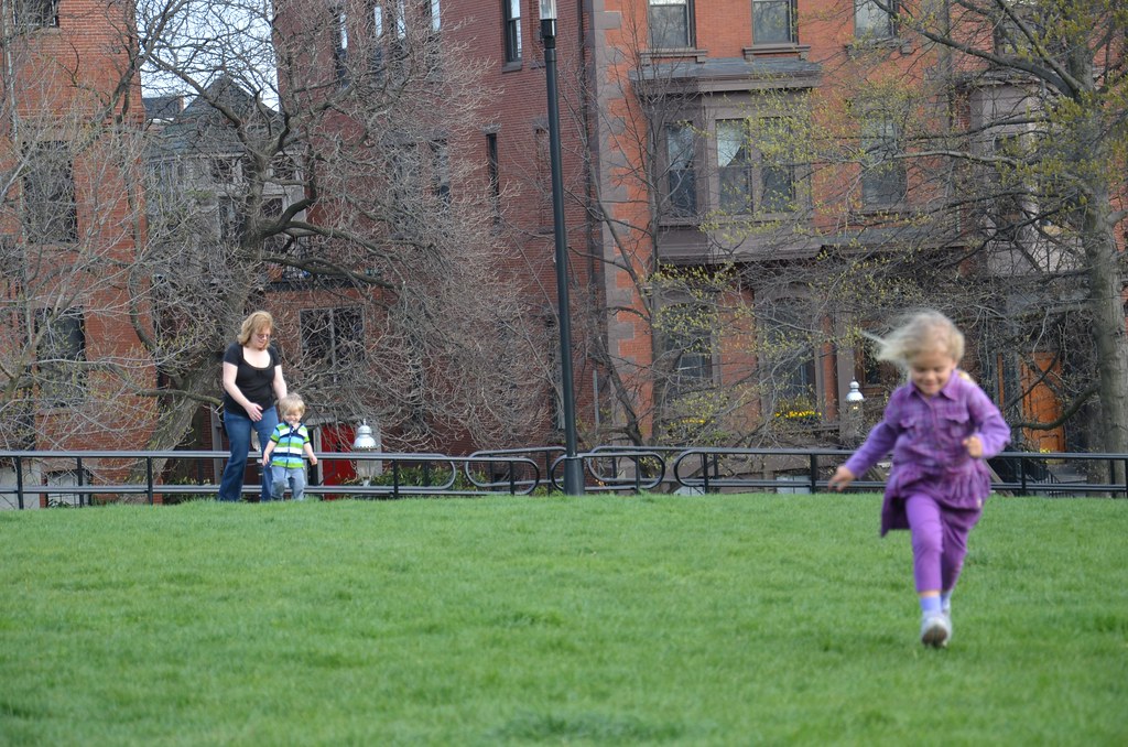 Playing In Bunker Hill Park Joe Shlabotnik Flickr