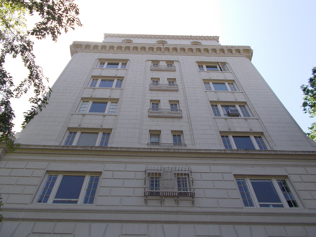 Lewis Apartments, 1925 Casa de Dogpoop Flickr