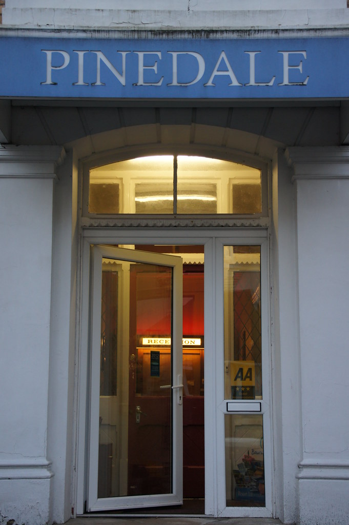 Pinedale Hotel (Moseley Dene), 40 Tregonwell Road, West Cl… Flickr