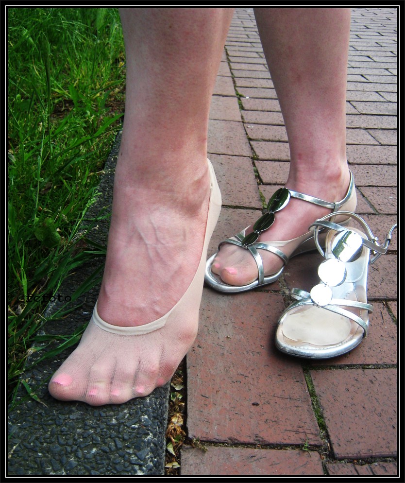 Flickriver fcfoto1's photos tagged with nylons