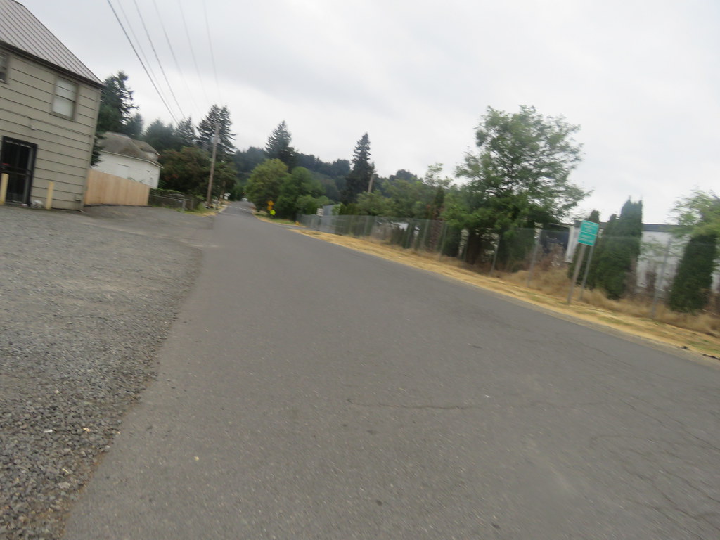 IMG_7539 Core area of Boring Oregon “Boring M. S. Studen… Flickr