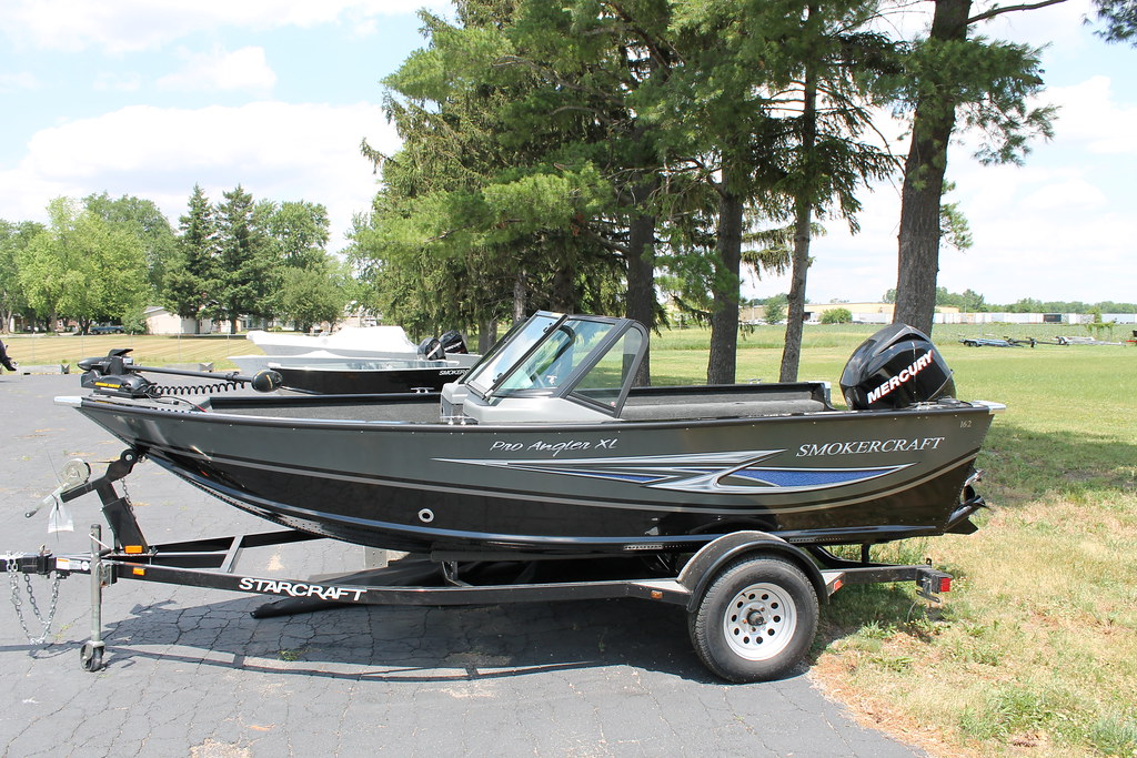 2013 Smoker Craft Pro Angler XL 162 Side Shot The Best Boat Brands