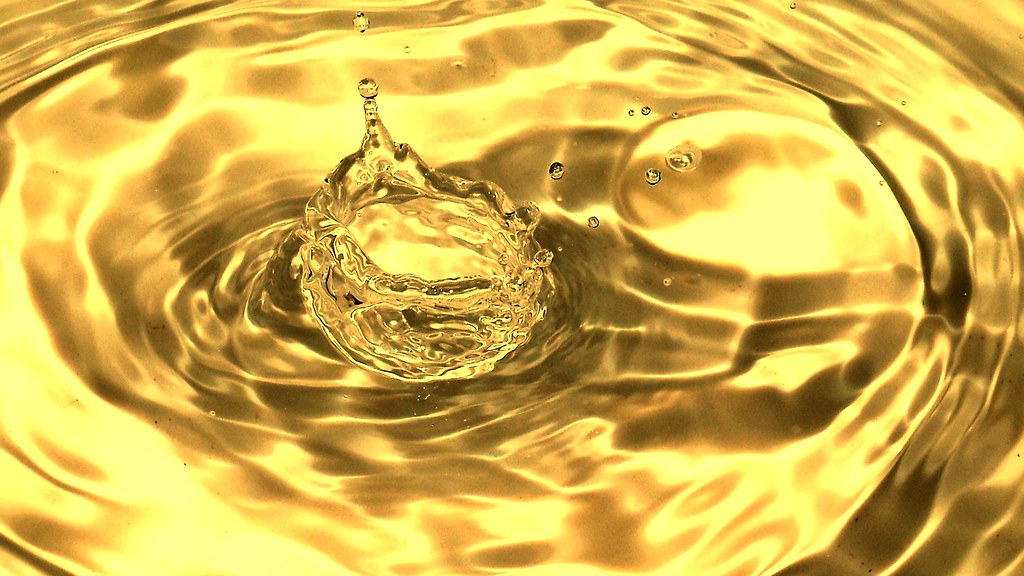 Liquid Gold! Experimenting with colors sometimes fruits we… Flickr
