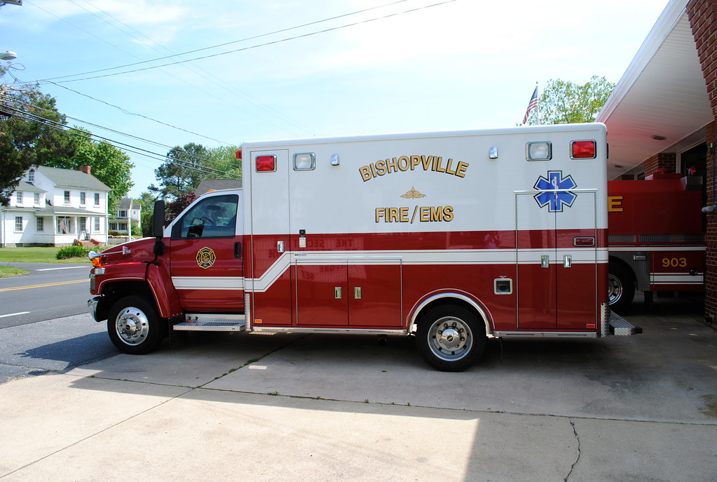Volunteer Fire Department 900A2 Ambulance Lee Cannon