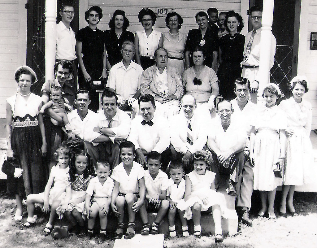 McDougald & Harris Family Reunion 1951 Top Row Standing J… Flickr