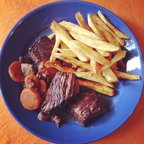 Bœuf bourguignon au slow cooker (Mijoteuse) avec des frite… Flickr