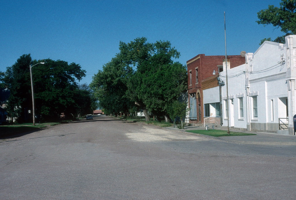 Santa Fe Trail Street, Pawnee Rock, KS (1997) a photo on Flickriver