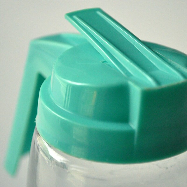 RETROSCAPE syrupbottle4 Vintage Syrup Bottle by Federal H… Flickr