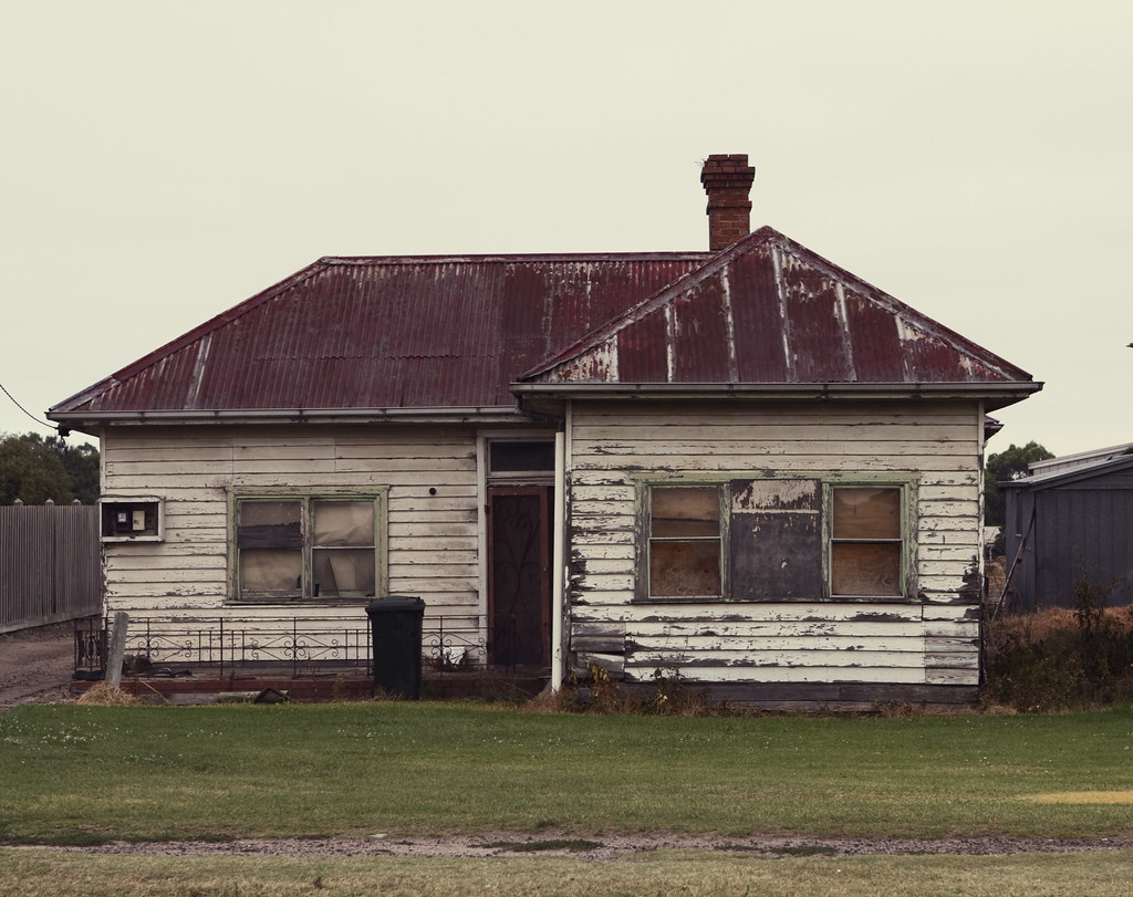 Boardedup house Hillebrand Flickr