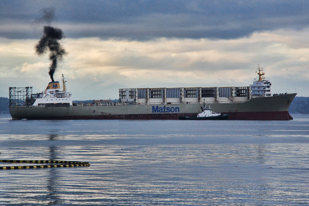 Resurrection Matson Line's Kauai fires up her engines in p… Flickr