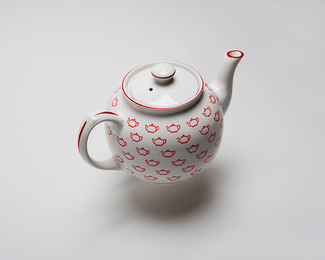 Little Red Teapots Week 17 of the FiftyTwo Teapots project… Flickr