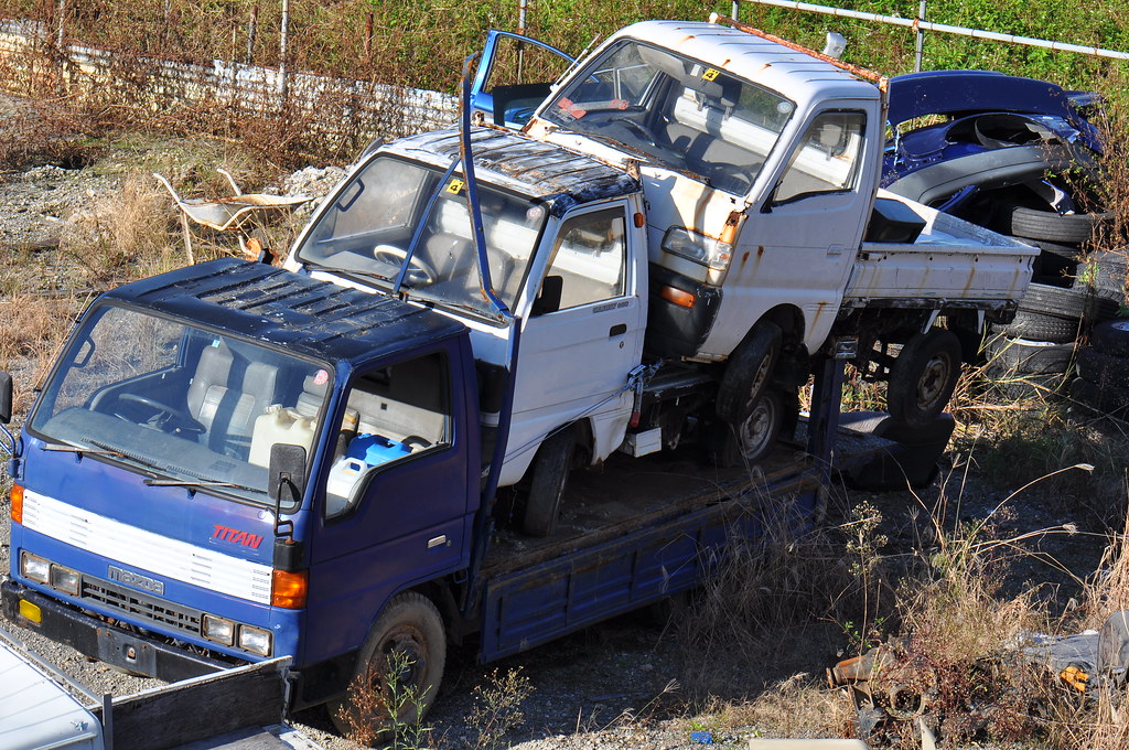 Truck storage okinawa isikawa okinawjp stacking and pac… Flickr