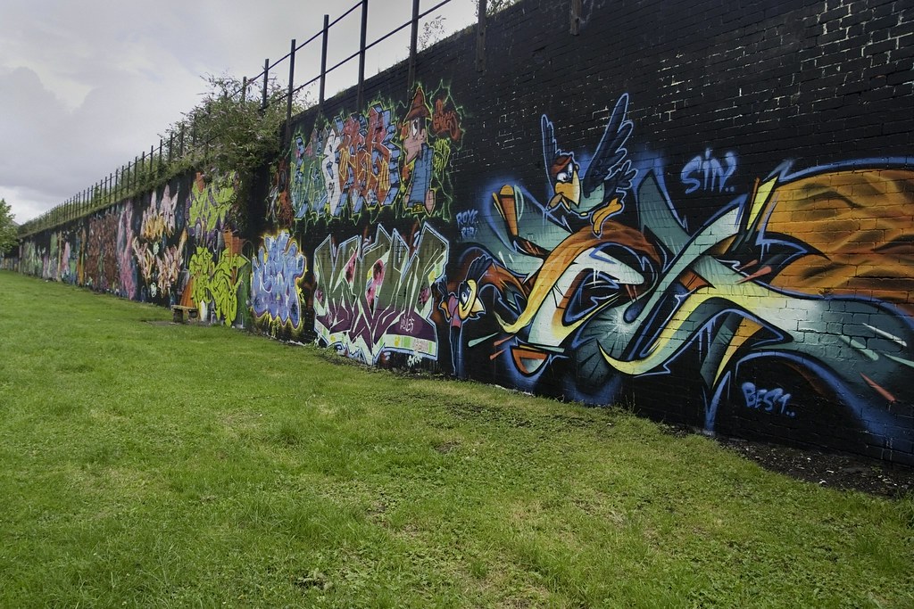 Urban Art In Sevenoaks Park, Sloper Road, Cardiff The ROXE… Flickr