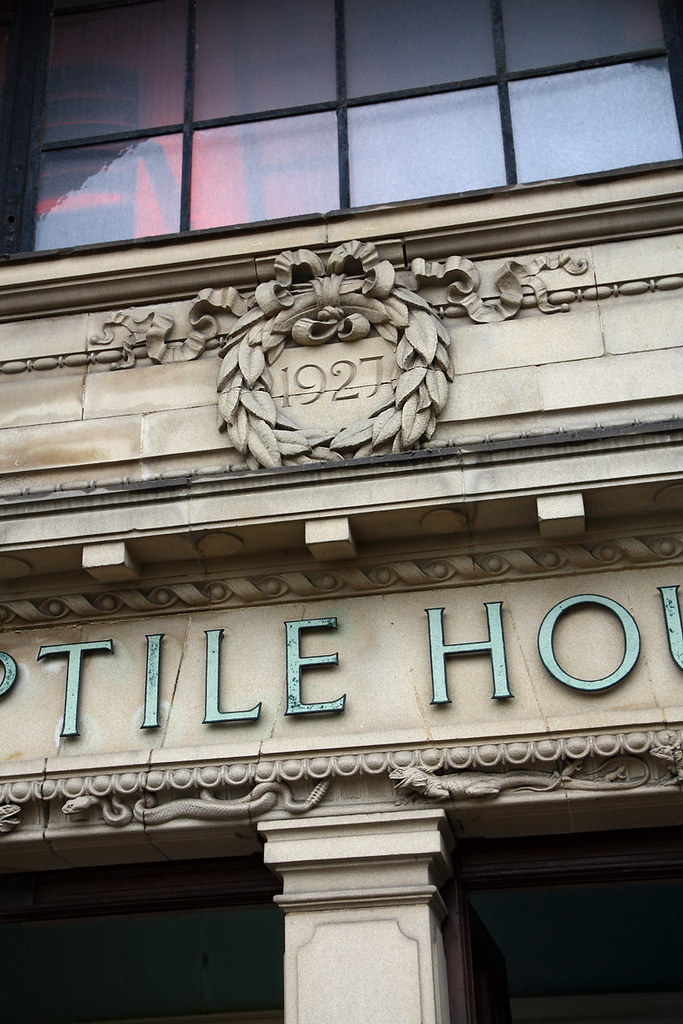 Reptile House entrance, London Zoo, Regent's Park, Westmin