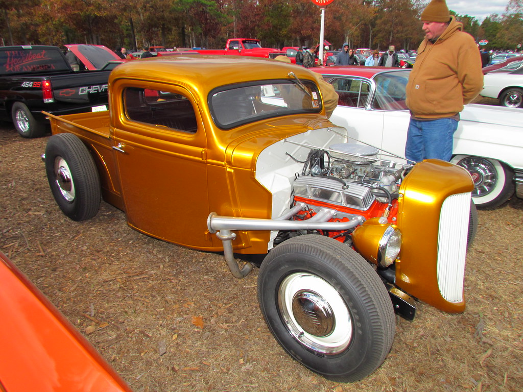 1112 FLEMINGS PUMPKIN RUN_163 2012 Pumpkin Run Flemings… Flickr