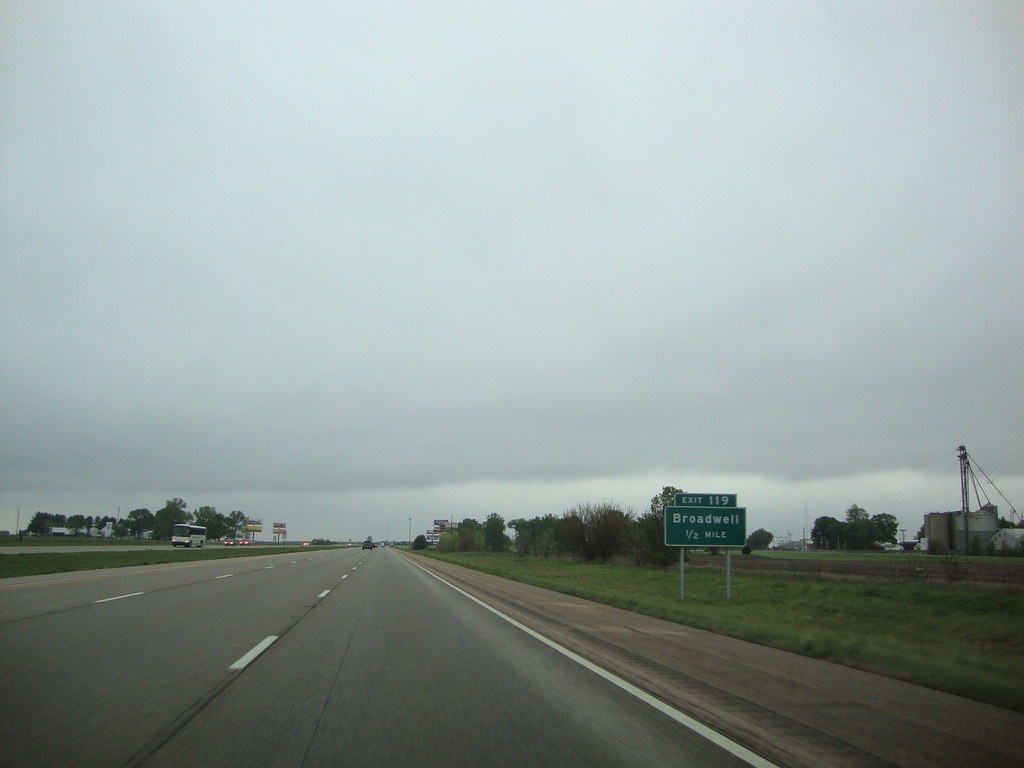 55 North From My Location DSC04273 Interstate 55 North approaching Exit 119 Broadw&hellip; Flickr