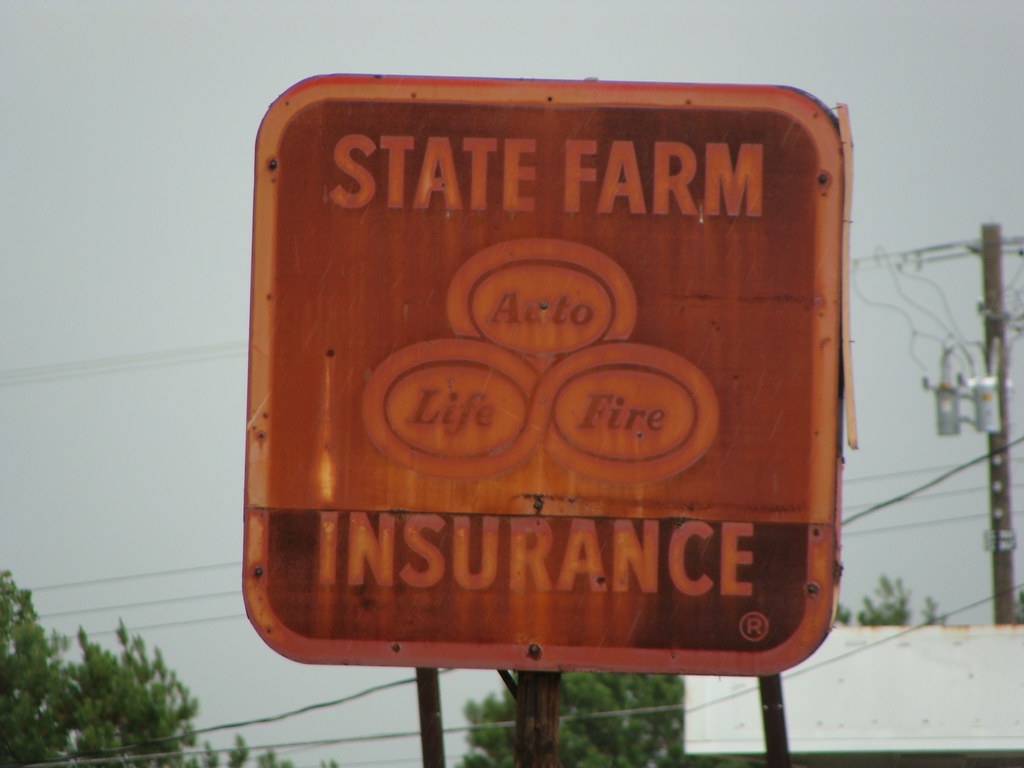 State Farm Insurance Sign (Gadsden, Al.) I wonder how long… Flickr