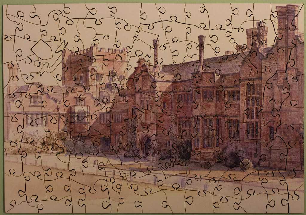 Hanbury Manor Hotel Wentworth Jigsaws (140 pieces). This i… Flickr