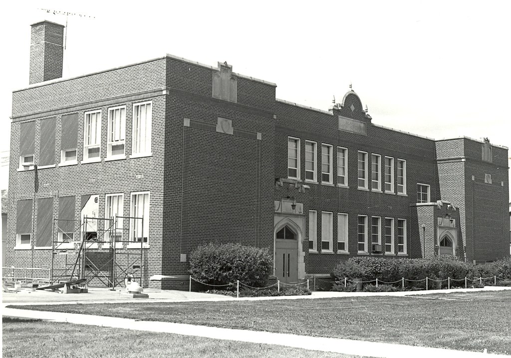 Newell High School Newell, South Dakota The Newell High… Flickr