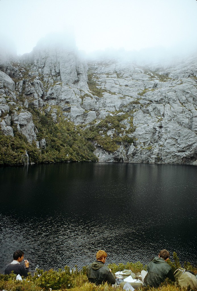 Lunch at Square Lake, Western Arthurs, SW Tasmania. Decemb… Flickr