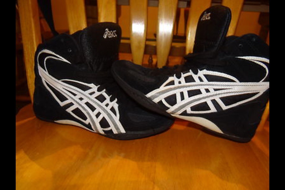 Asics Medalist wrestling shoes Almost NEW size 7 FOR SALE … Flickr