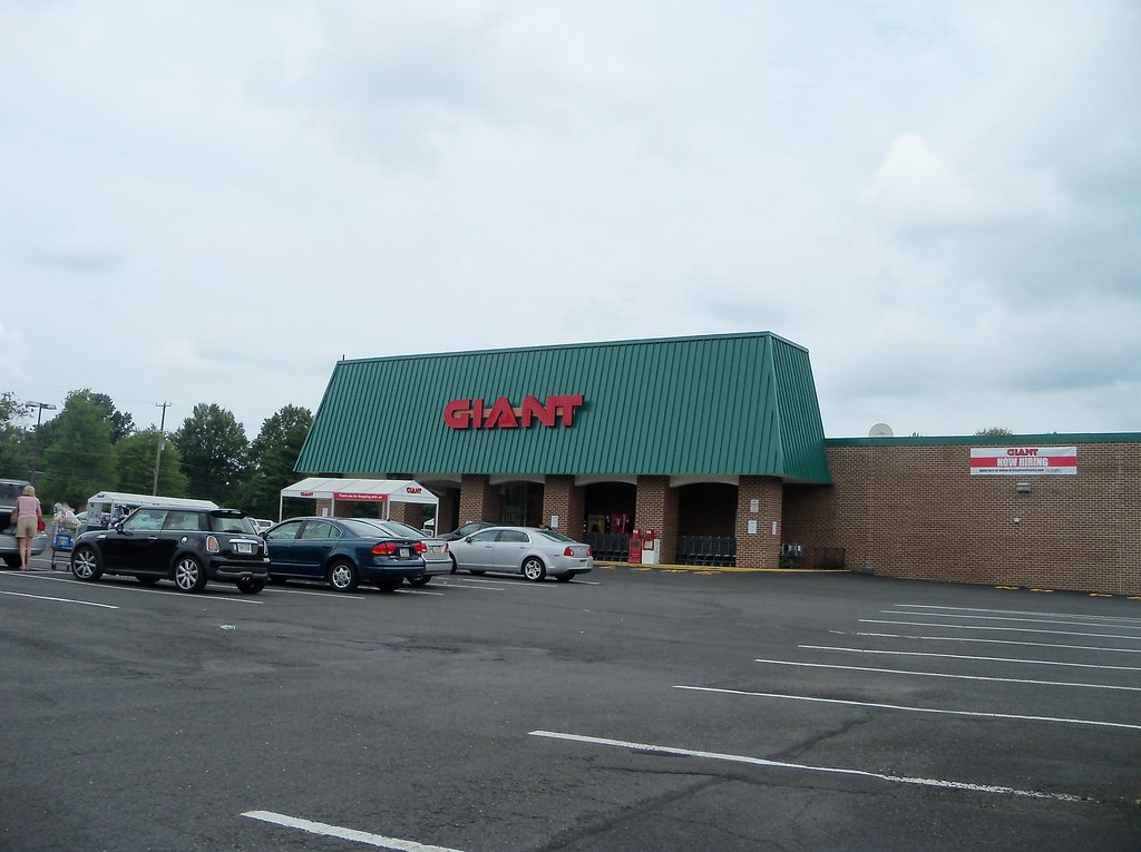 Genuardi's/ Giant North Wales, PA 467 Sumneytown Pike; a… Flickr