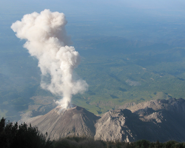 IMG_2549w Atop Vulcan Santa Maria Near Quetzaltenango, G… Flickr