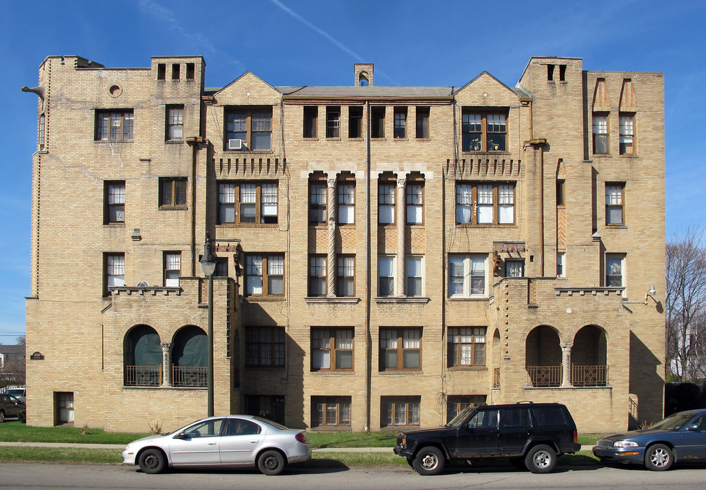 Sonoma Apartments, Detroit 1000 Whitmore Rd, Detroit. Wied… Flickr