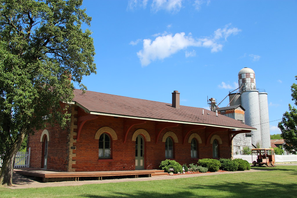 New Haven Depot (New Haven, Michigan) Historic 1859 Grand … Flickr