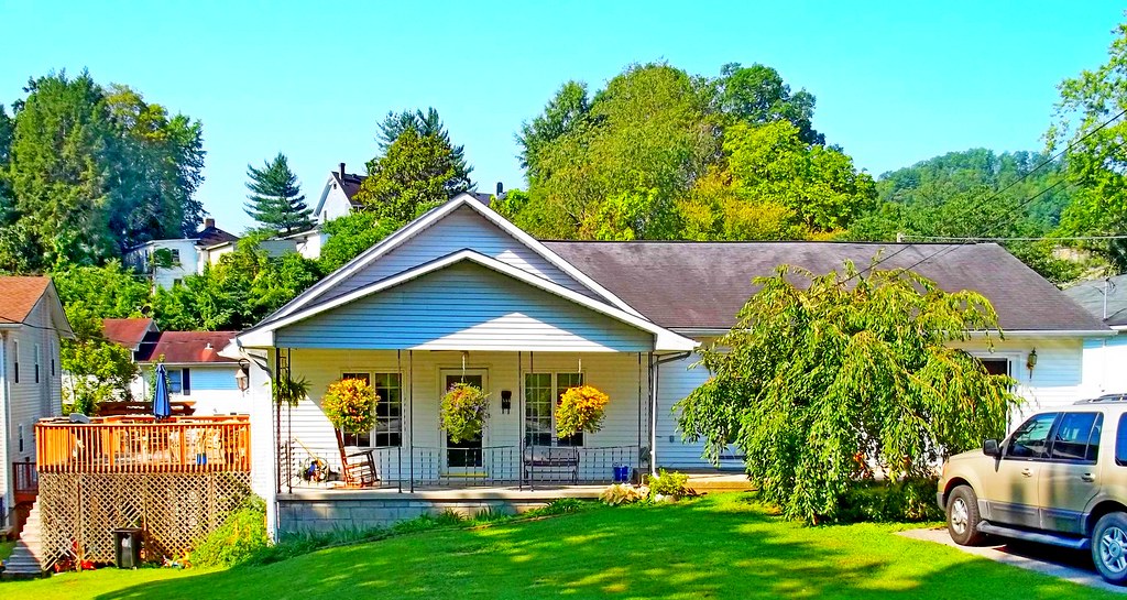 Hazard, Kentucky, our house closer This is where we lived … Flickr