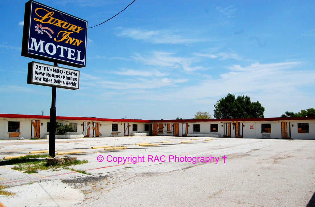 WinField Motel aka Mohawk Motel & Luxury Inn Motel (Plea… Flickr