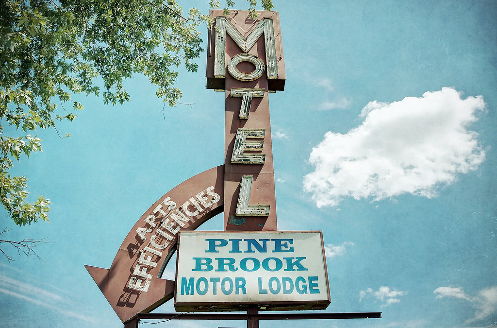 Pine Brook Motor Lodge Pine Brook Motel Pine Brook, NJ Loo… Flickr