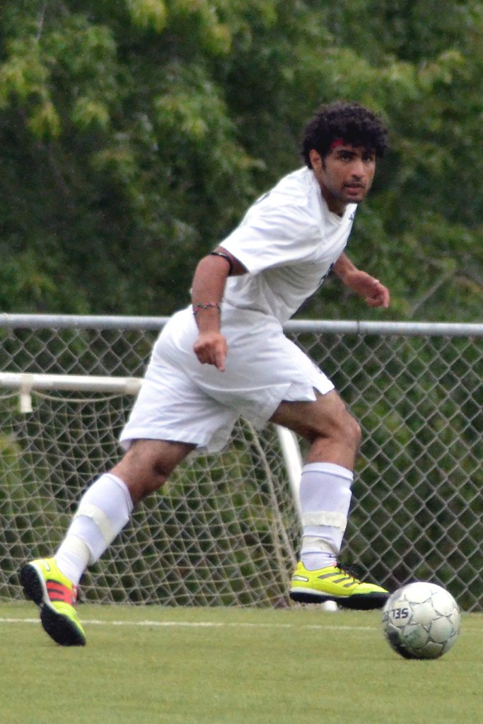 Al Yasin vs. West Virginia Wesleyan, August 17, 2012. James Holloway Flickr