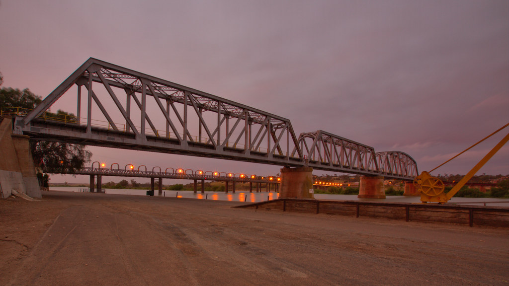 RIVER MURRAY BRIDGES Rail and Road Bridges across the Rive… Flickr