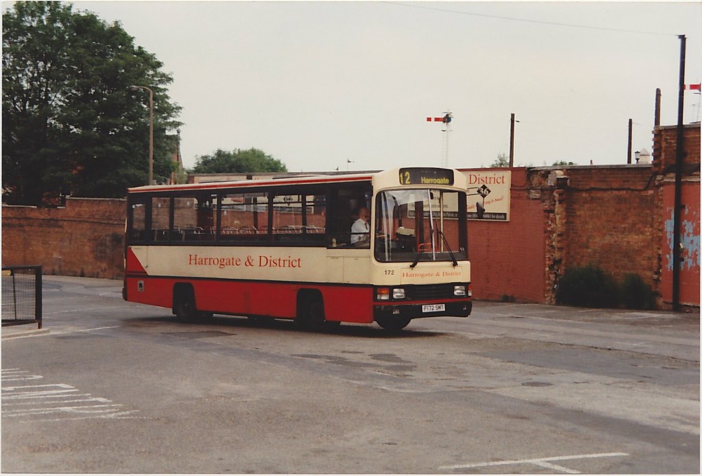 F172SMT Leyland LBM6T Harrogate & District Harrogate 24 Ju… Flickr