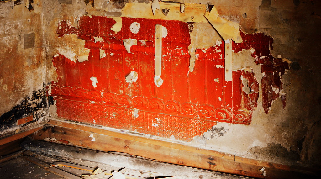 IV Pub IV Pub, Commercial Road, Kirkstall...… Mark's