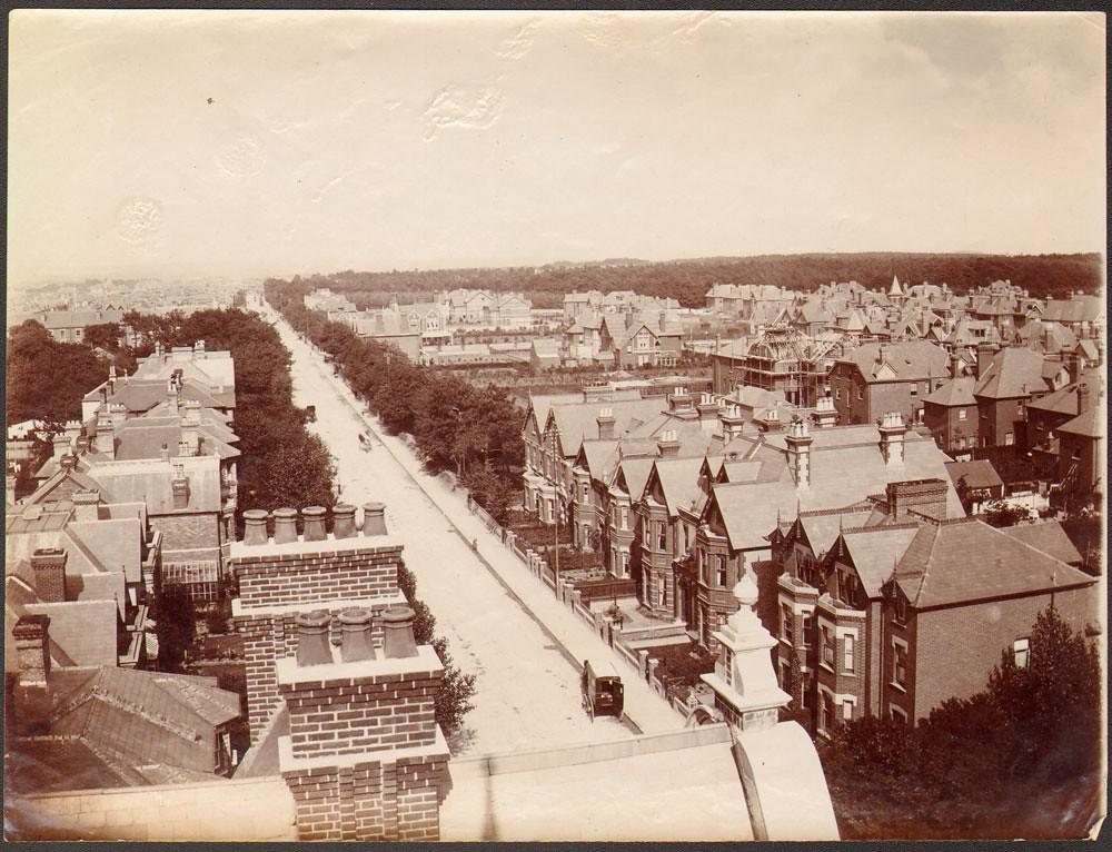 PRECINCT. CHRISTCHURCH RD. BOURNEMOUTH.… Flickr